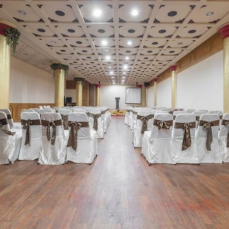 Oyo 821 Hotel Dinasti Makassar Ngoại thất bức ảnh