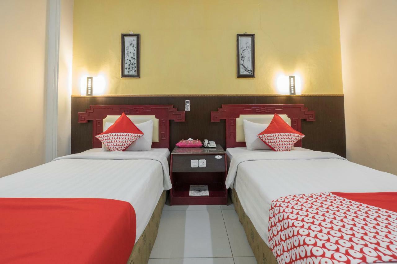 Oyo 821 Hotel Dinasti Makassar Ngoại thất bức ảnh
