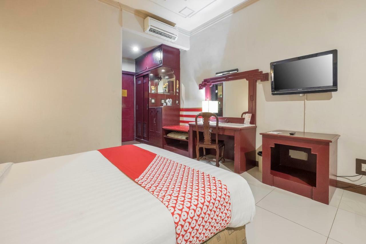 Oyo 821 Hotel Dinasti Makassar Ngoại thất bức ảnh