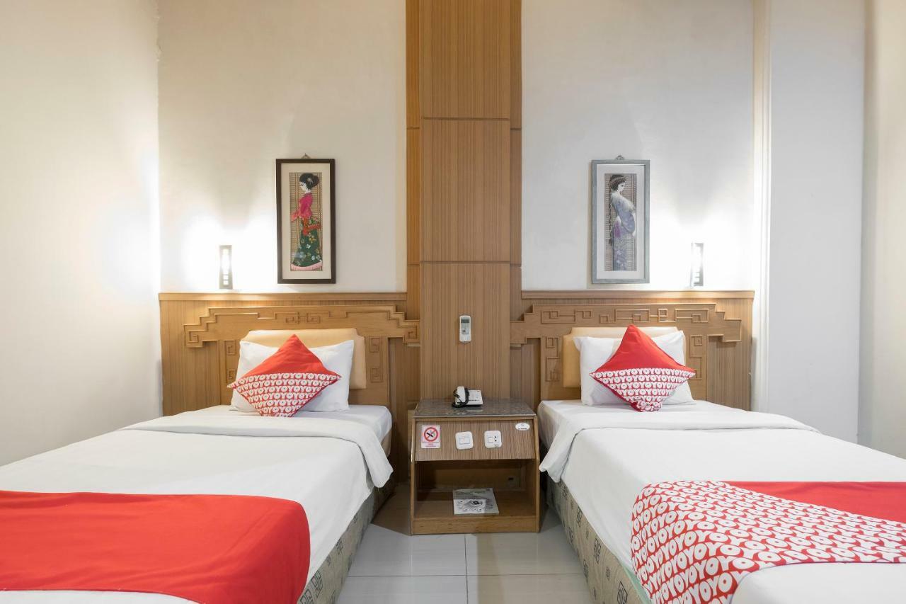 Oyo 821 Hotel Dinasti Makassar Ngoại thất bức ảnh